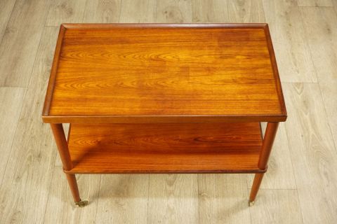 1960s Dänischer Teak Teewagen Sidetable