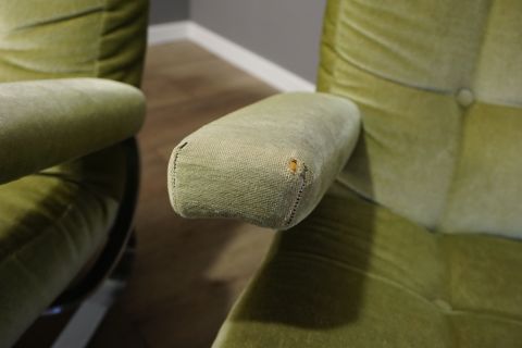 2 Freischwinger Lounge Chairs Flachstahl