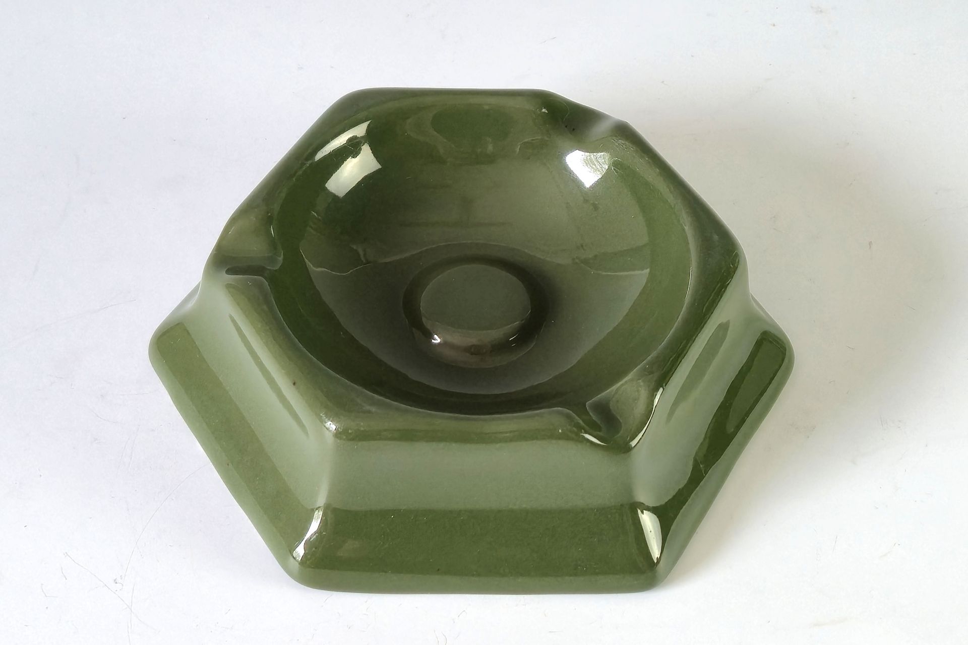 AEG Peter Behrens Aschenbecher 1907