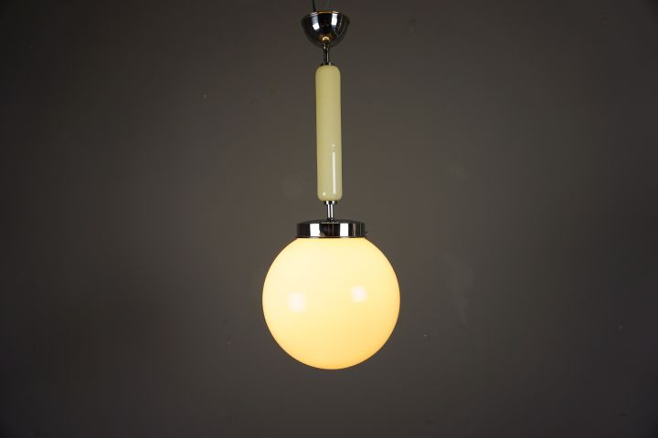Bauhaus - Deutsche Moderne Kugellampe