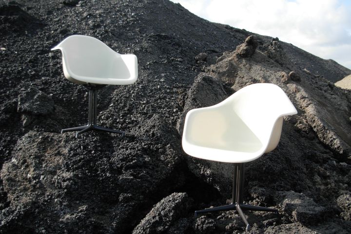 Charles Eames Arm Chair Vitra
