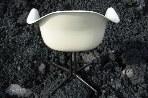 Charles Eames Arm Chair Vitra