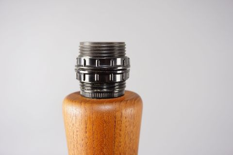 Danish Dyrlund Teak Tablelampe