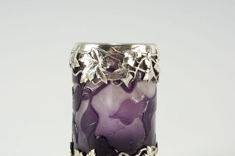 Emile Galle Clematis Vase mit Silbermontur