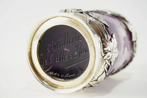 Emile Galle Clematis Vase mit Silbermontur
