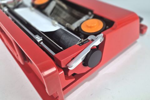 Ettore Sottsass Schreibmaschine Olivetti