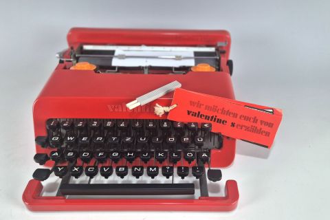 Ettore Sottsass Schreibmaschine Olivetti