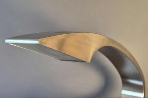 Fase Impala Futuristische V2A Schreibtischlampe