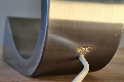 Fase Impala Futuristische V2A Schreibtischlampe