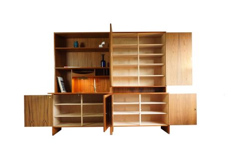 2 x Hans J Wegner RY Møbler Cabinet