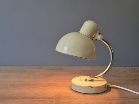 Kaiser Idell 6722 