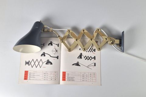 Kaiser Idell Scherenlampe Messing 6778