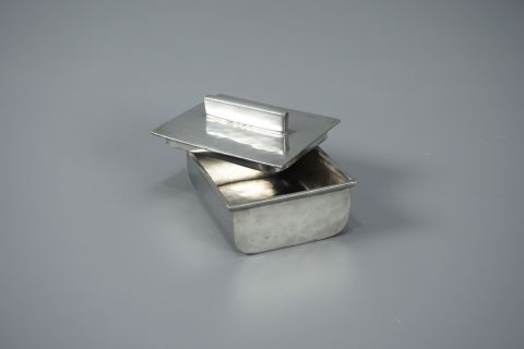 Karl Raichle Dose Bauhaus