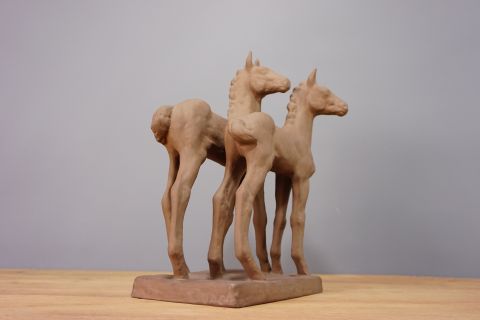 Karlsruhe Majolika 2 Fohlen Pferde