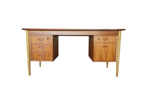 Mid Century Teak Schreibtisch