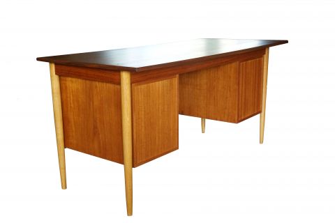 Mid Century Teak Schreibtisch