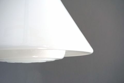 Mithras Bauhaus Lampe Opalglas