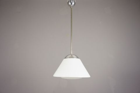 Mithras Bauhaus Lampe Opalglas