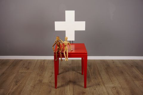 Swiss Cross Chair - Reto Kaufmann