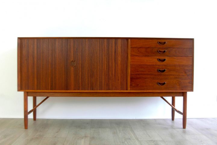 Teak Sideboard Hvidt & Mølgaard Nielsen