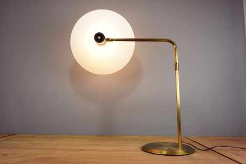 Tischlampe SLZ Swisslamps International