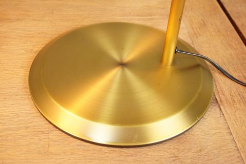 Tischlampe SLZ Swisslamps International