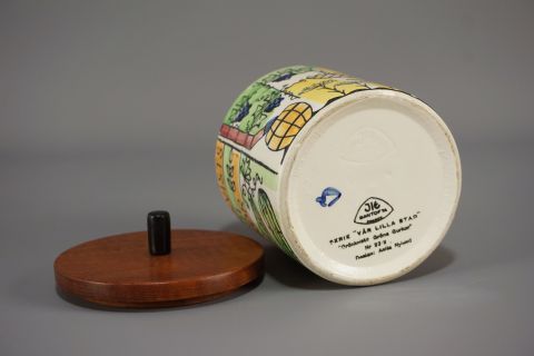 Vintage Mid Century Anita Nylund Box